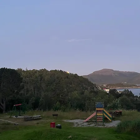 Vintage With Fresh Sea Air And Pets * Kristiansund