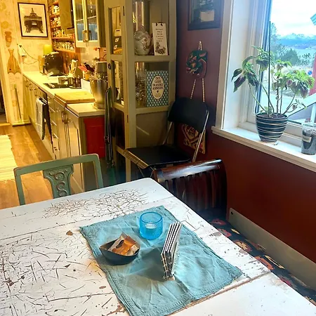 Vintage With Fresh Sea Air And Pets Habitación en casa particular *